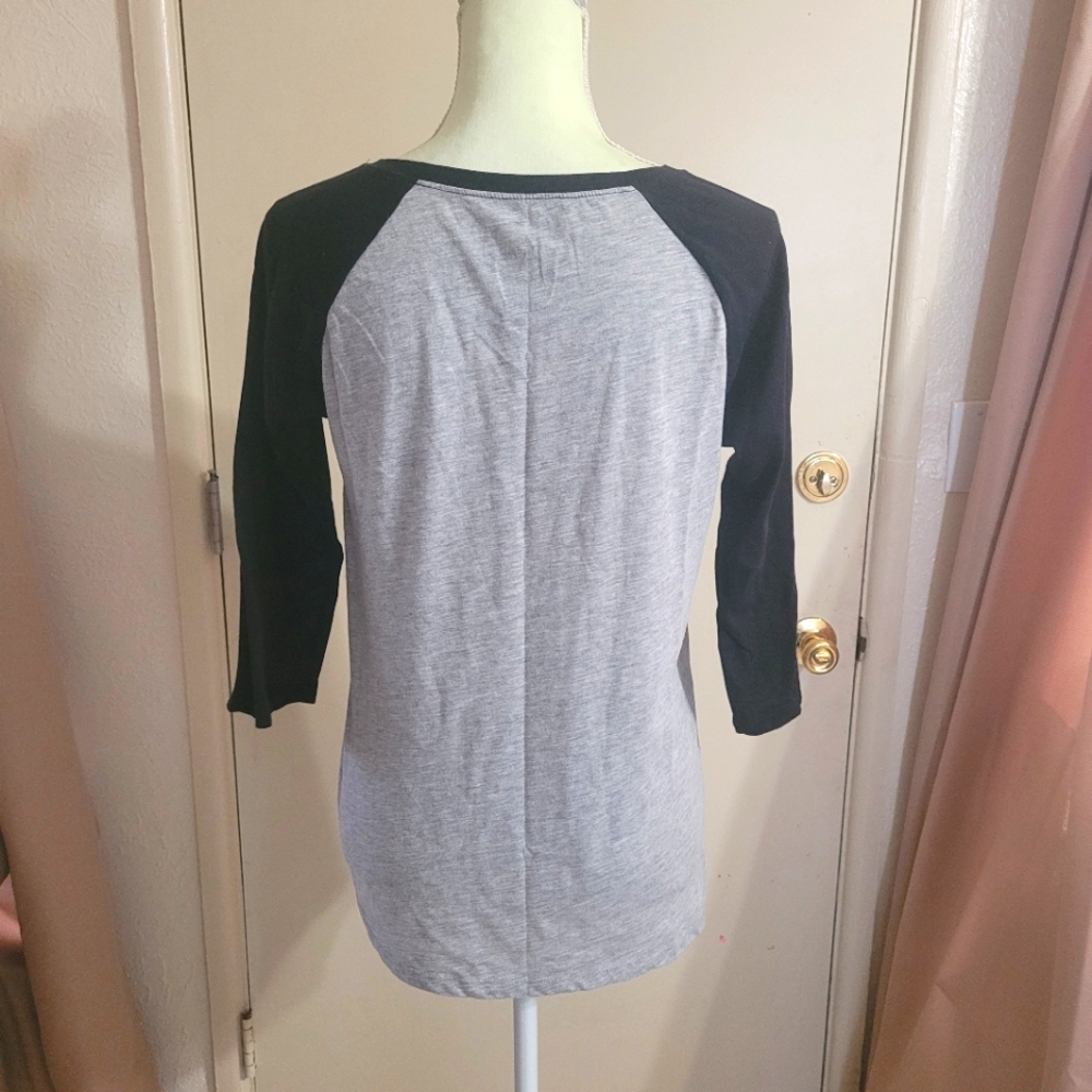✨️$5 Sale✨️ Disney Mickey Mouse, 3/4 Sleeve Top Size Large (11-13) - Picture 3 of 4